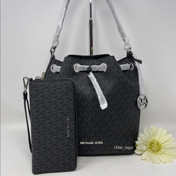 Michael Kors Handbags - Michael Kors Eden Medium Bucket Bag and Wallet